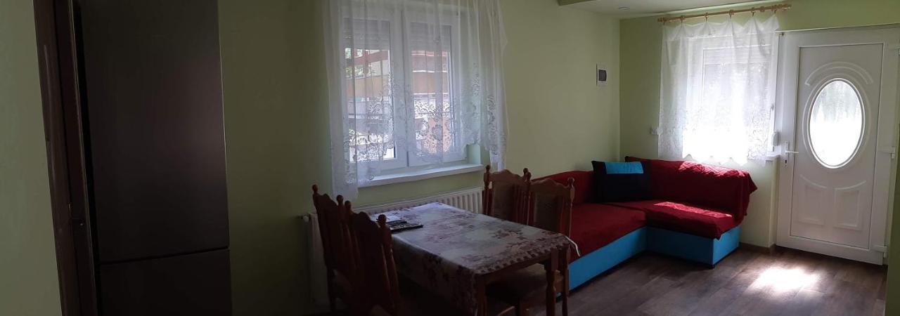 Rozsa Apartment Hajdúszoboszló 外观 照片